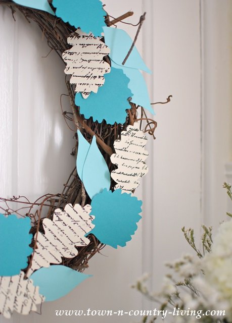 Details-of-Fall-Paper-Leaf-Wreath