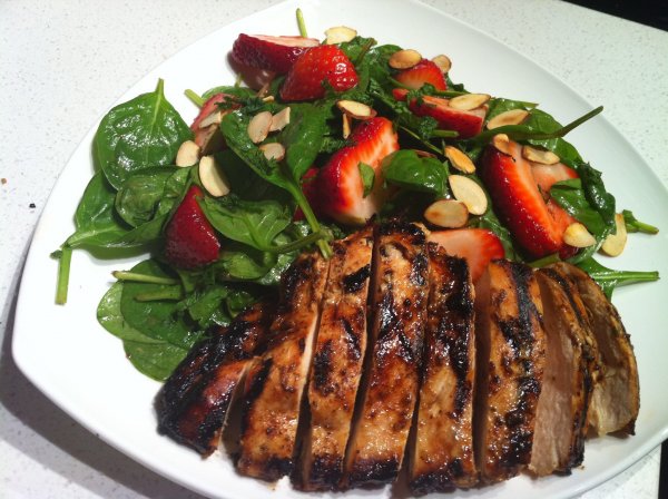 summertime-meal-baby-spinach-strawberry-salad-a-light-blush-wine-vinaigrette-dressing-grilled-honey-lime-marinated-chicken1